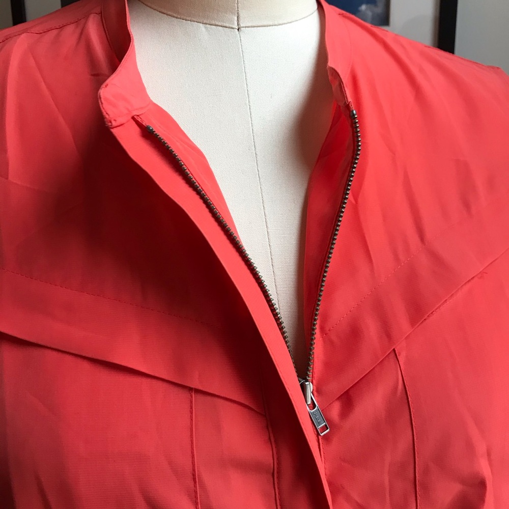 CORAL SLEEVELESS BLOUSE - Picture 3 of 5